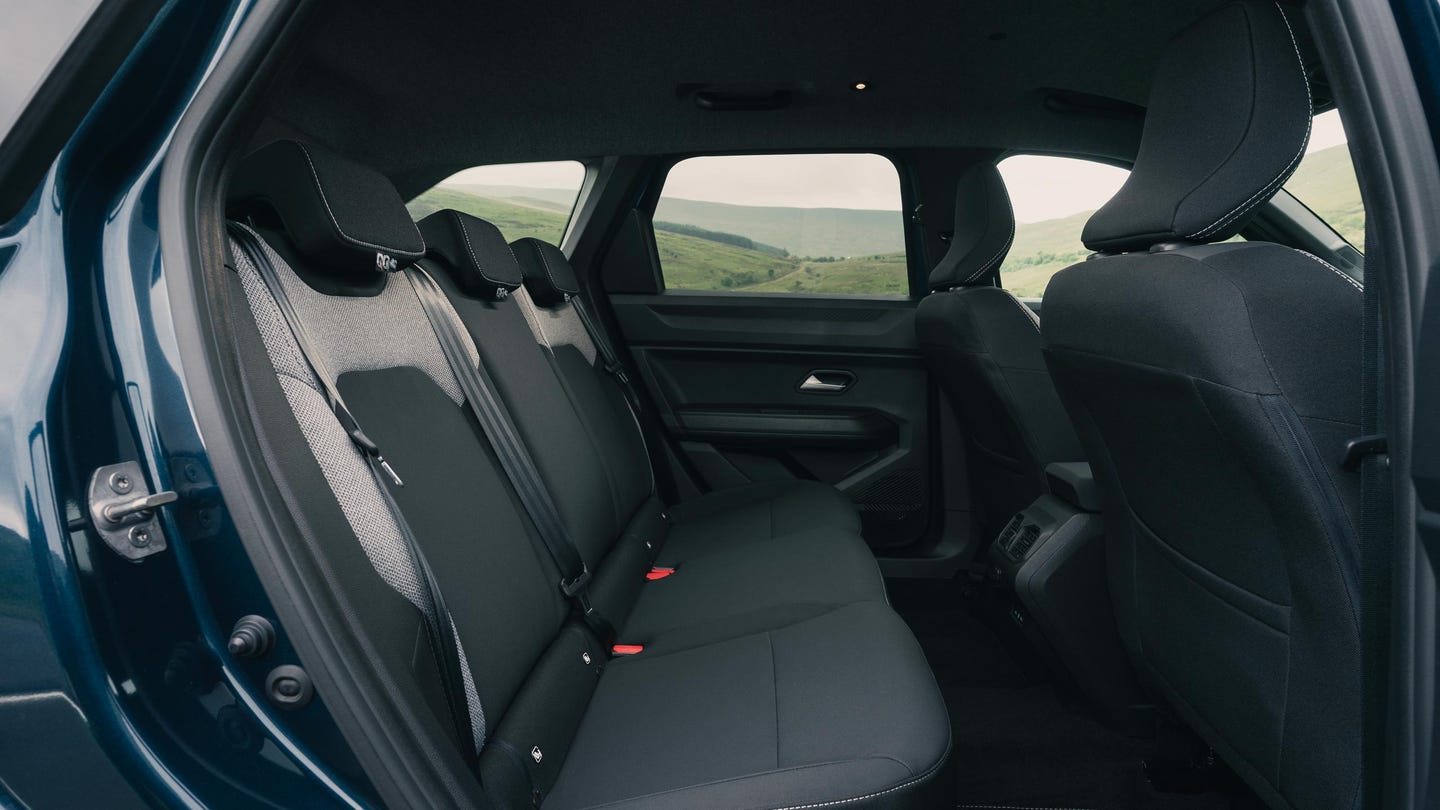 Dacia Bigster rear seats