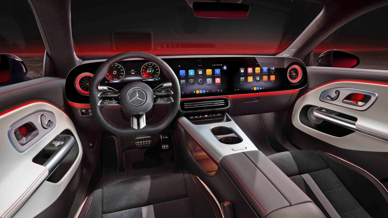 2025 Mercedes CLA interior