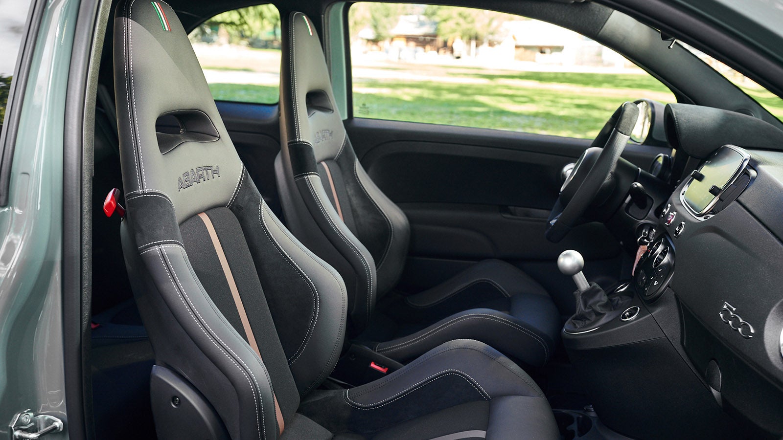 Abarth 595 review front seats side