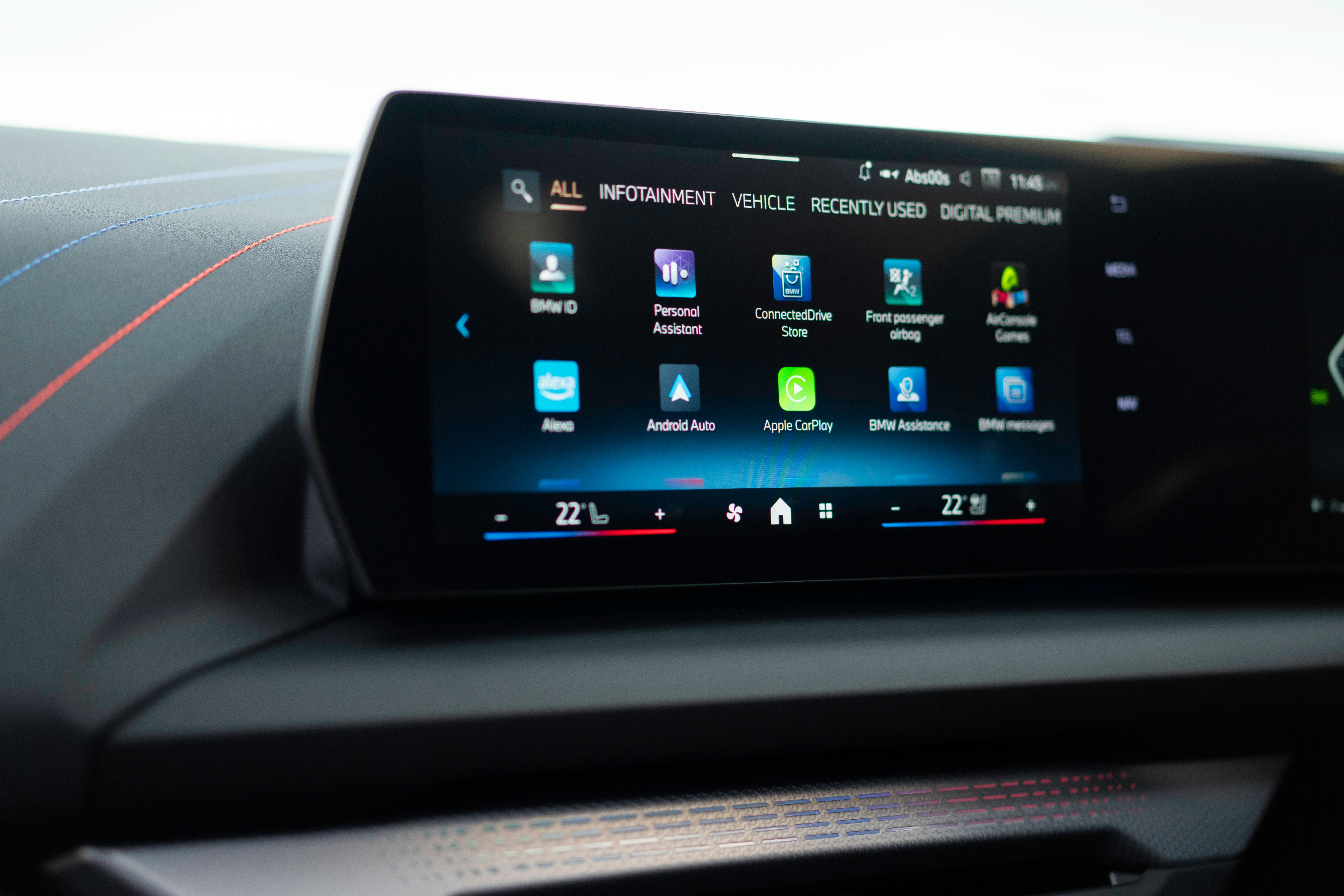 2025 BMW 1 Series infotainment system