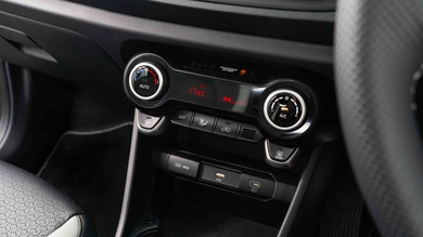 Kia Picanto air conditioning controls