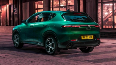 Alfa Romeo Tonale rear view