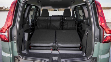 Dacia Jogger boot (third row folded)
