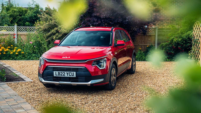 Kia Niro hybrid in red