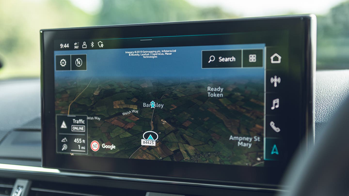 Audi A4 review infotainment system