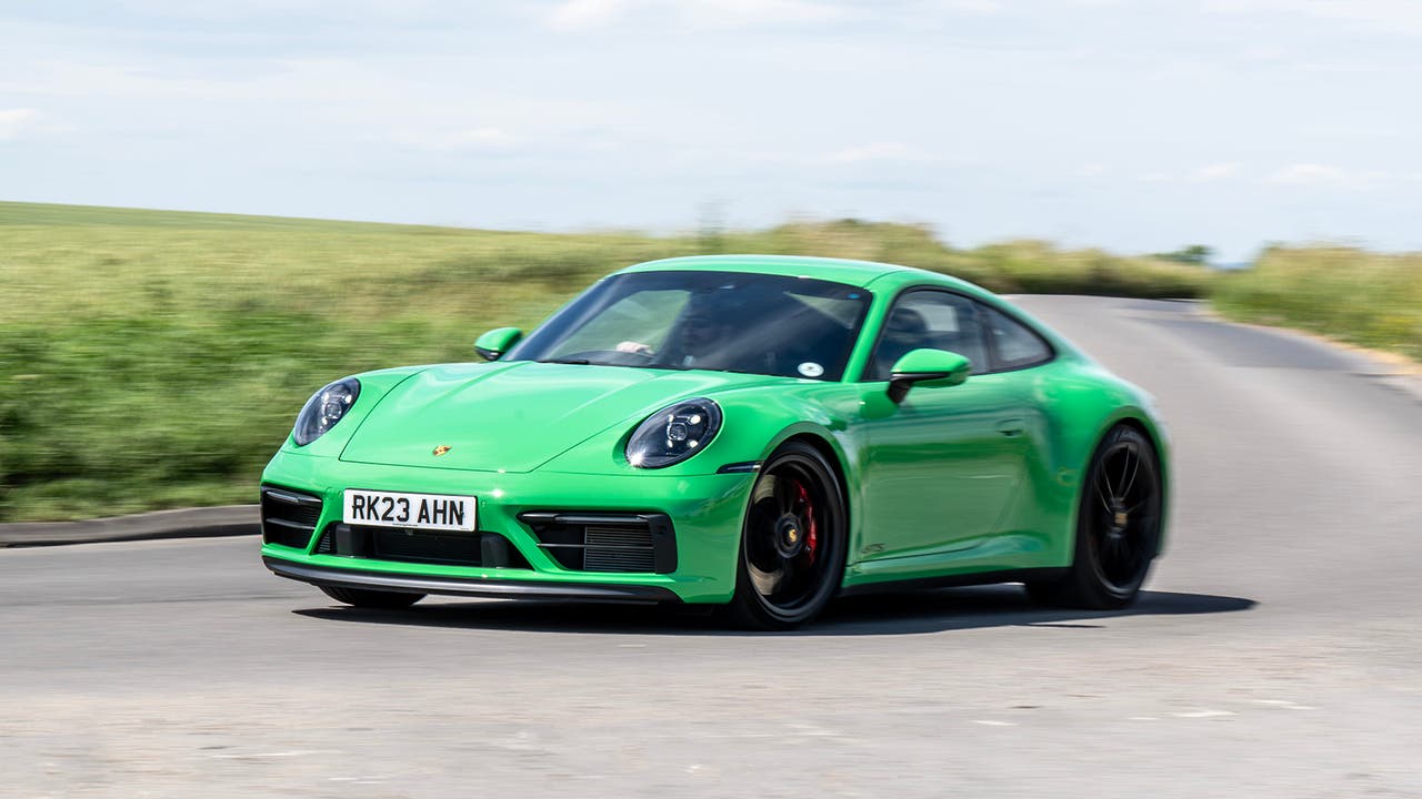 Porsche 911 in green