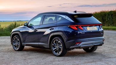 Hyundai Tucson rear/side view