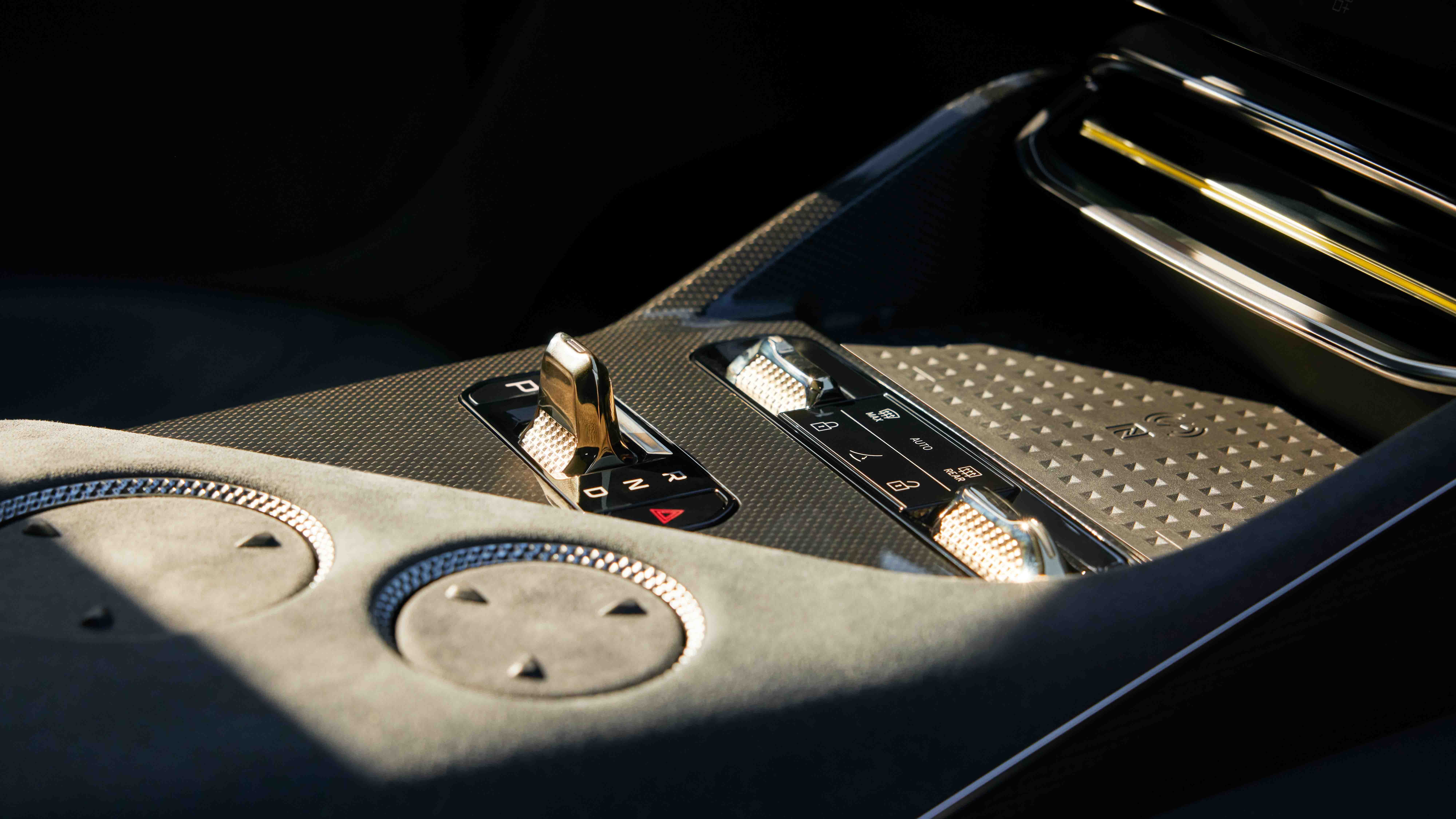 Lotus Eletre centre console