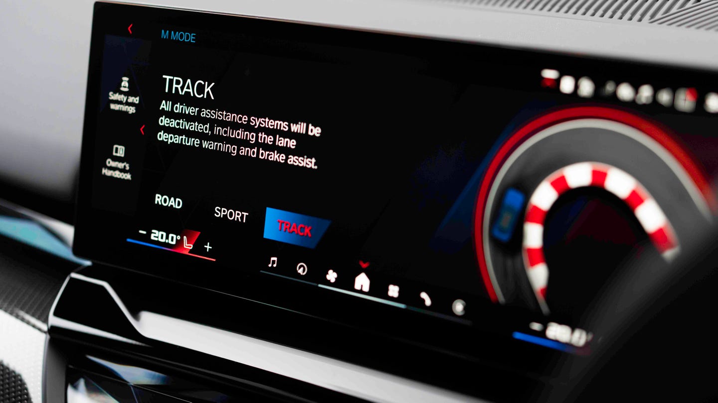 BMW M5 track mode screen