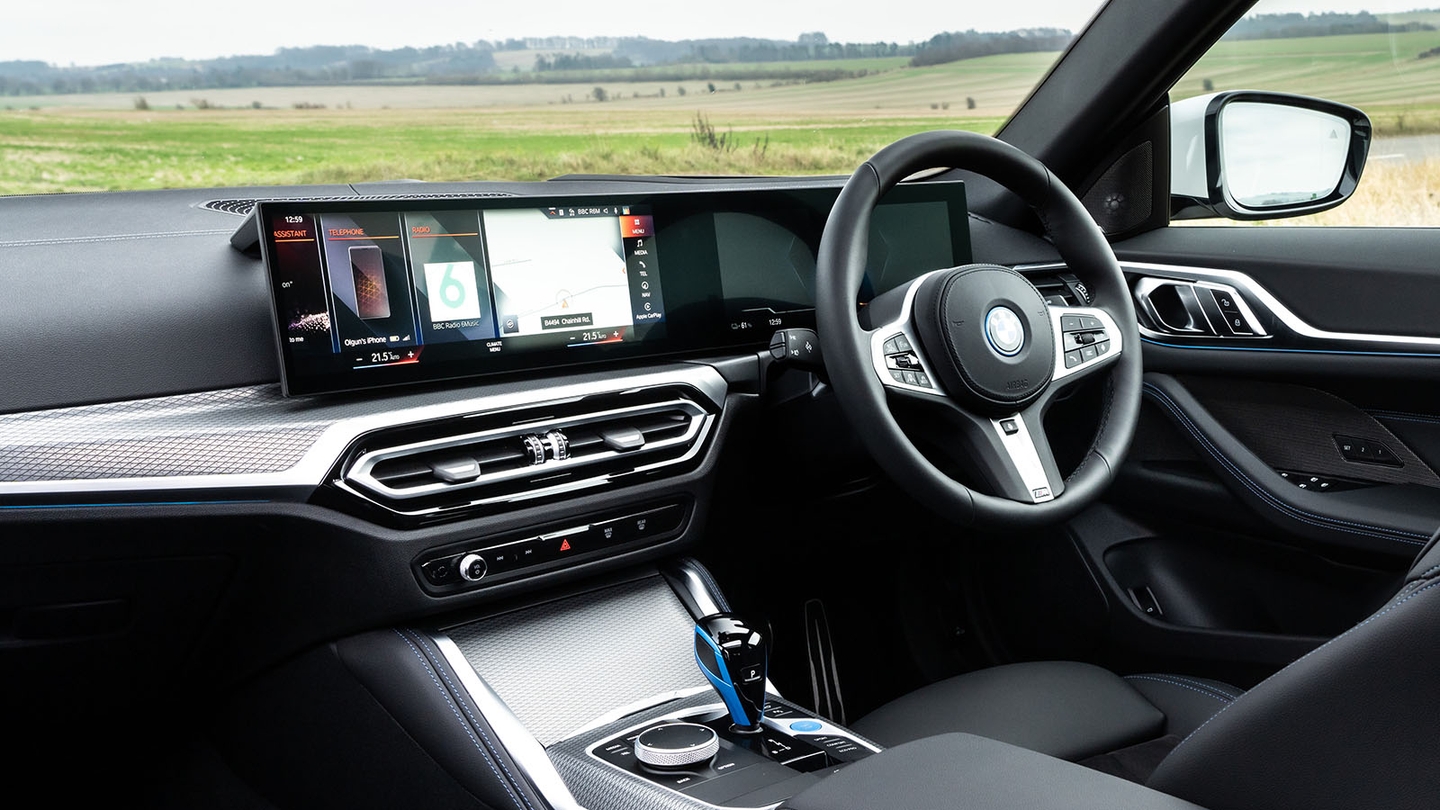 BMW i4 review interior