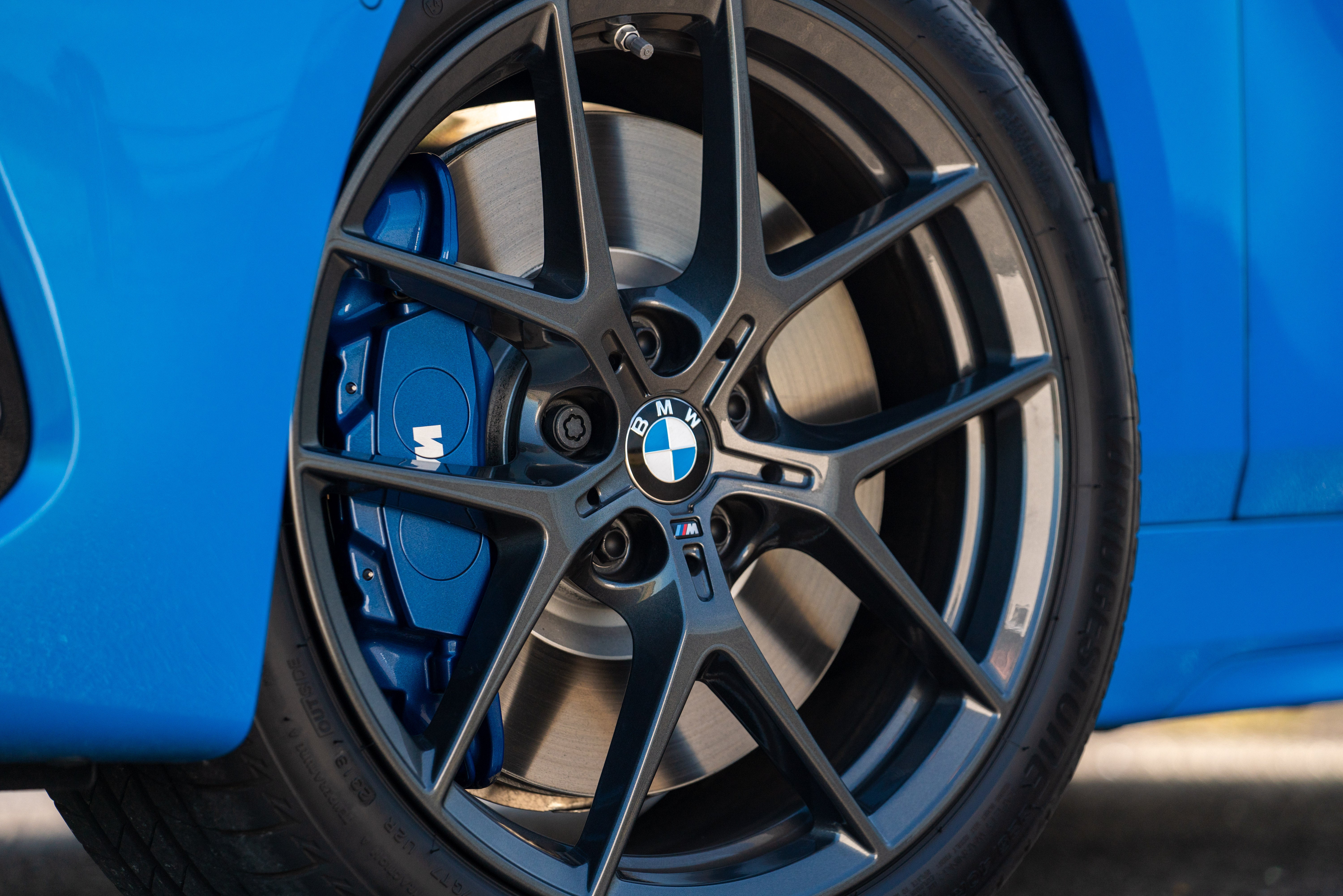 BMW 1 Series alloy wheel