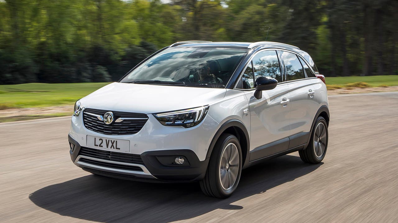 Vauxhall Crossland X in white