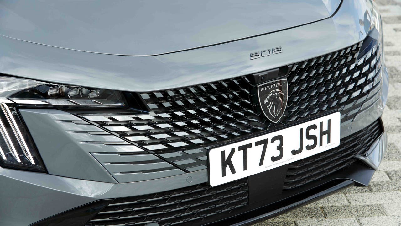 Peugeot 508 facelift front end