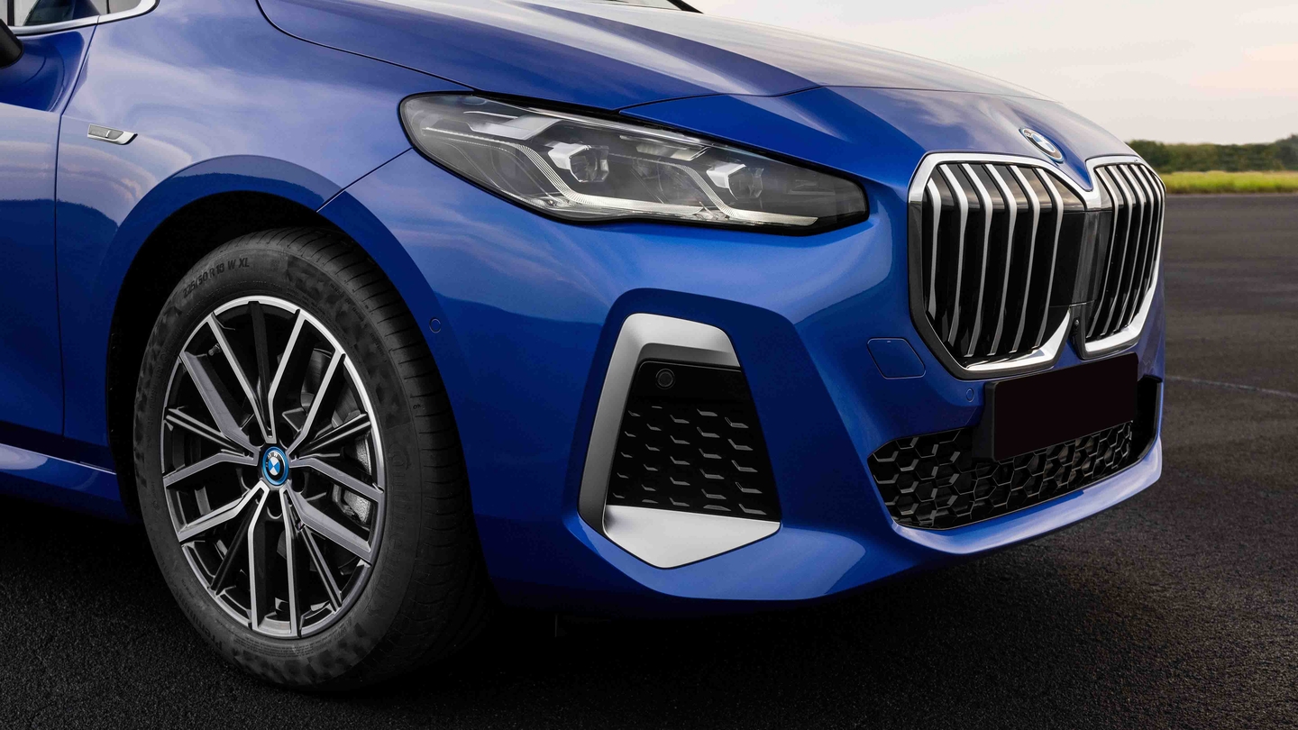 BMW 2 Series Active Tourer front end