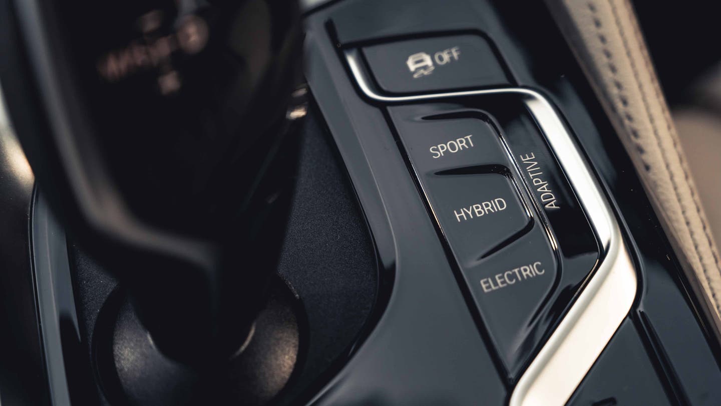 BMW 5 Series drive mode buttons