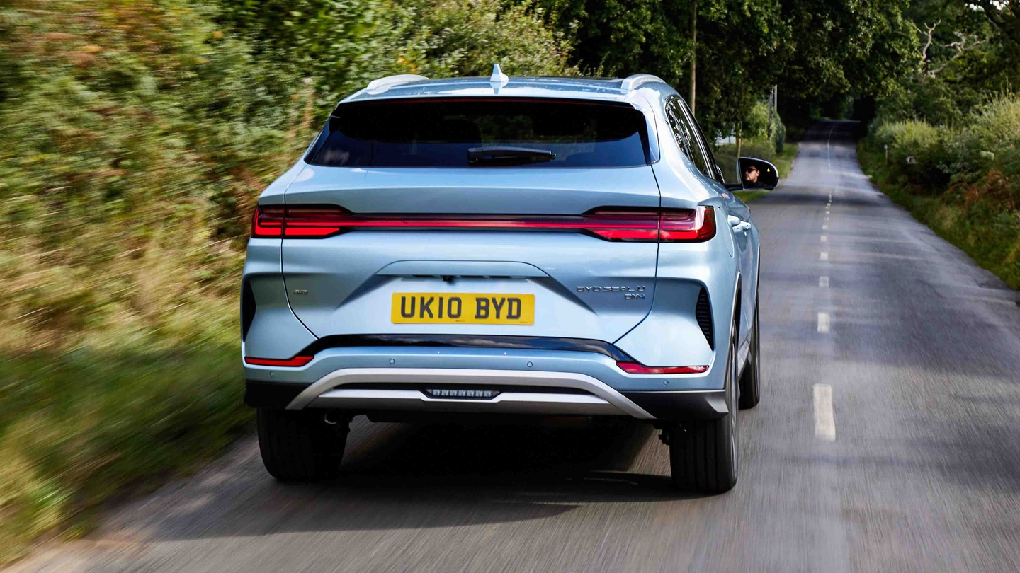 BYD Seal U driving rear view