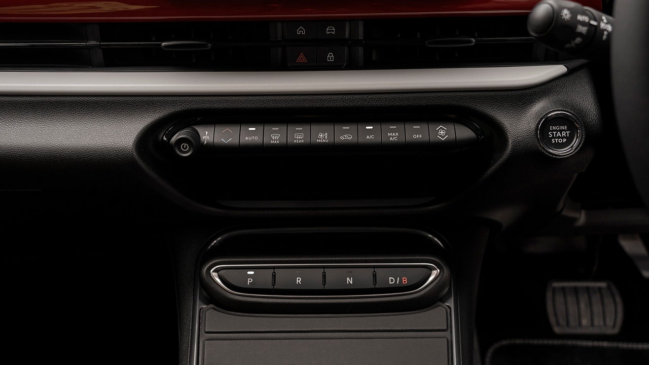 Fiat 600e centre console detail