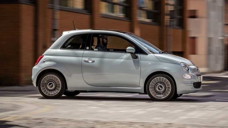 Fiat 500 driving side view 