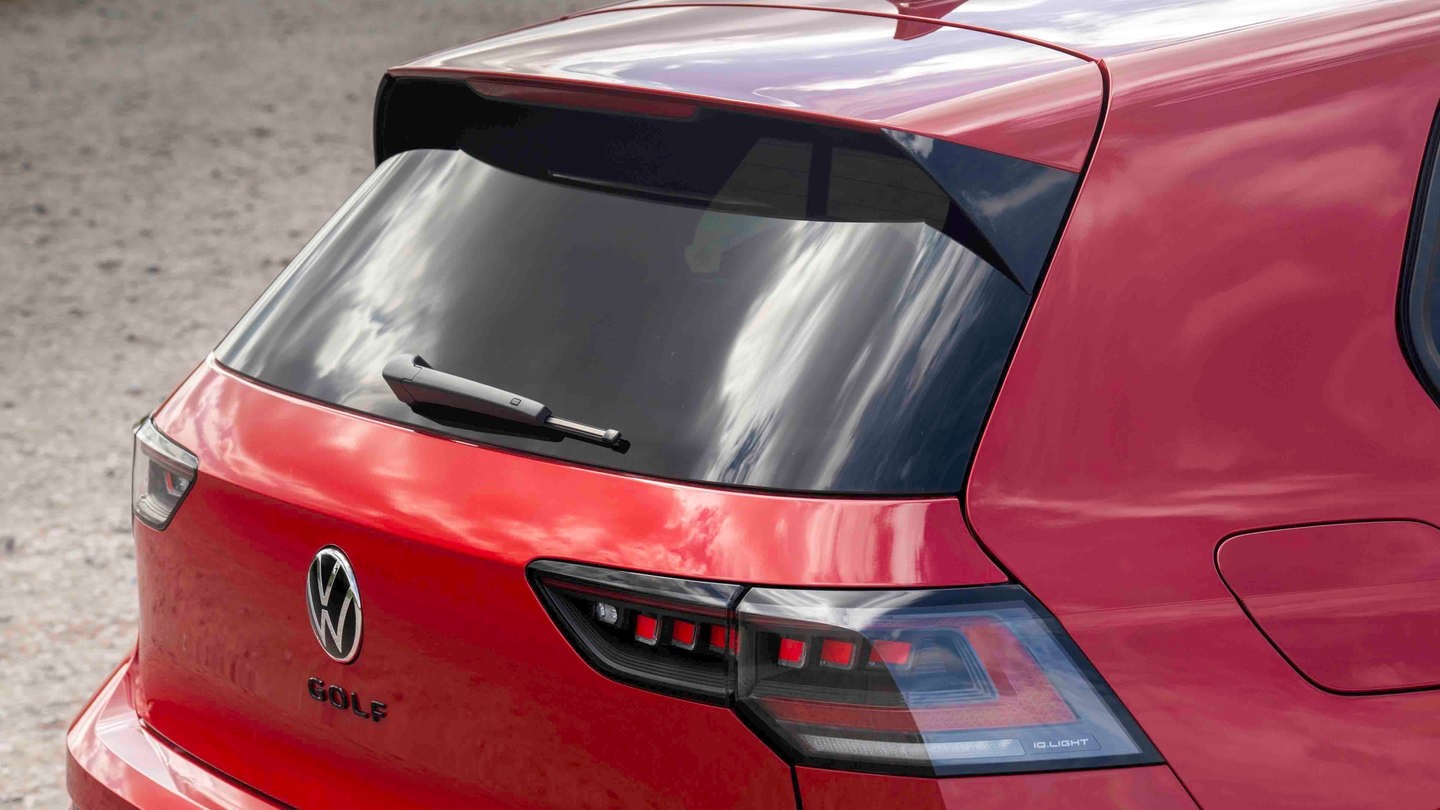 VW Golf facelift tailgate