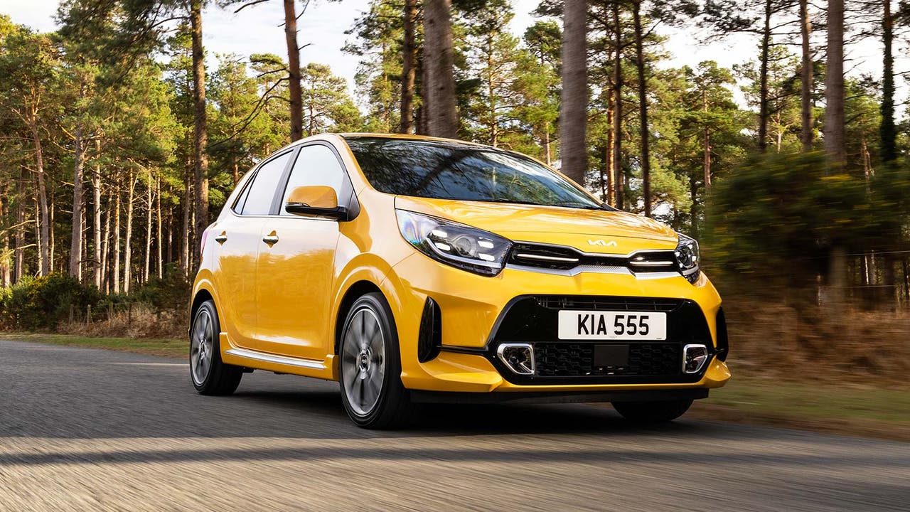 Kia Picanto in yellow