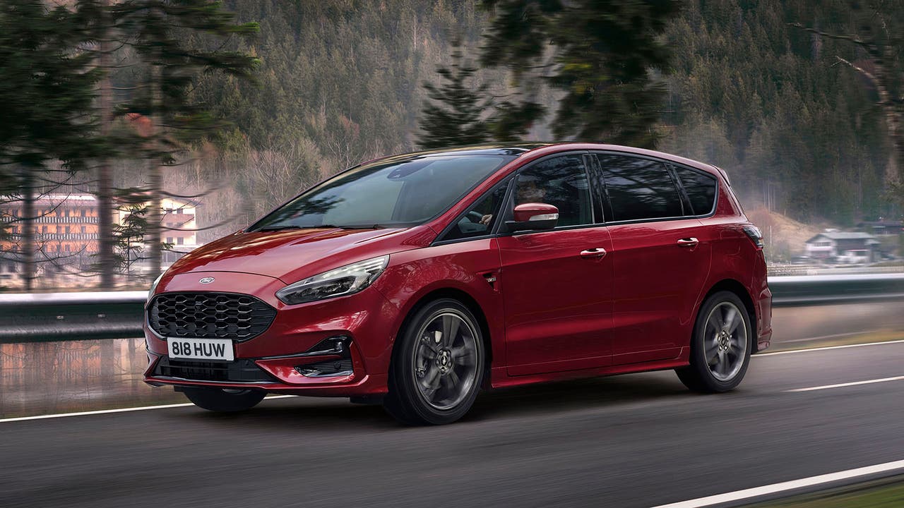 Ford S-Max in red, driving shot