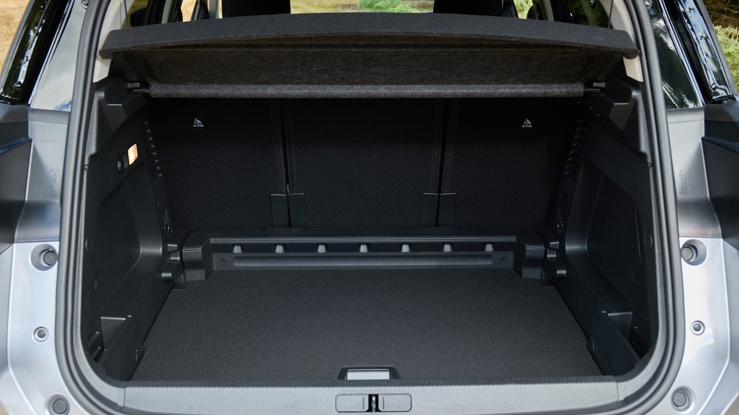 Citroen C5 Aircross review boot space