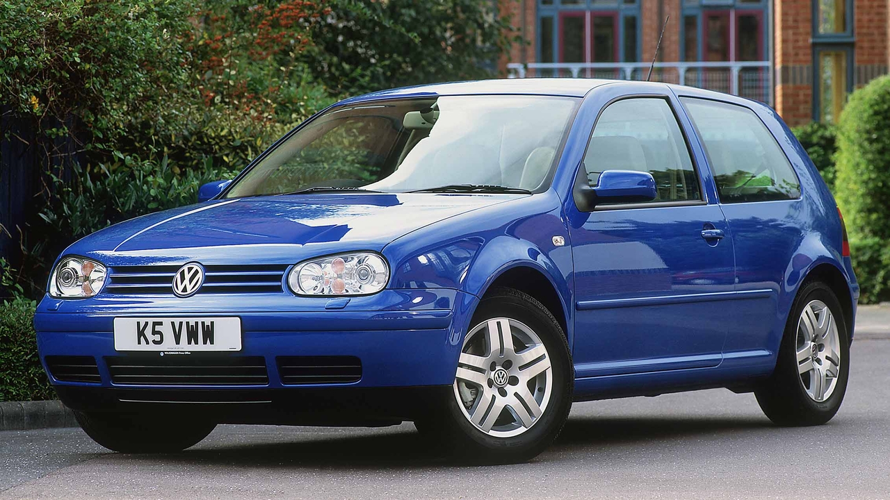 Blue Mk4 VW Golf