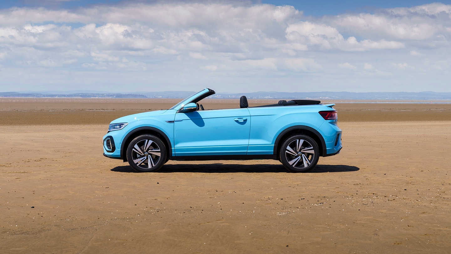 Volkswagen T-Roc Cabriolet review roof down