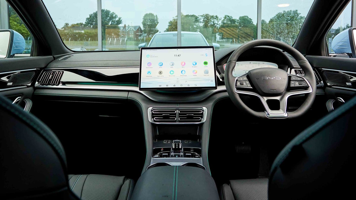 BYD Seal U interior