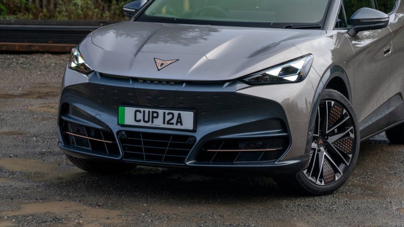 Cupra Tavascan front end close in