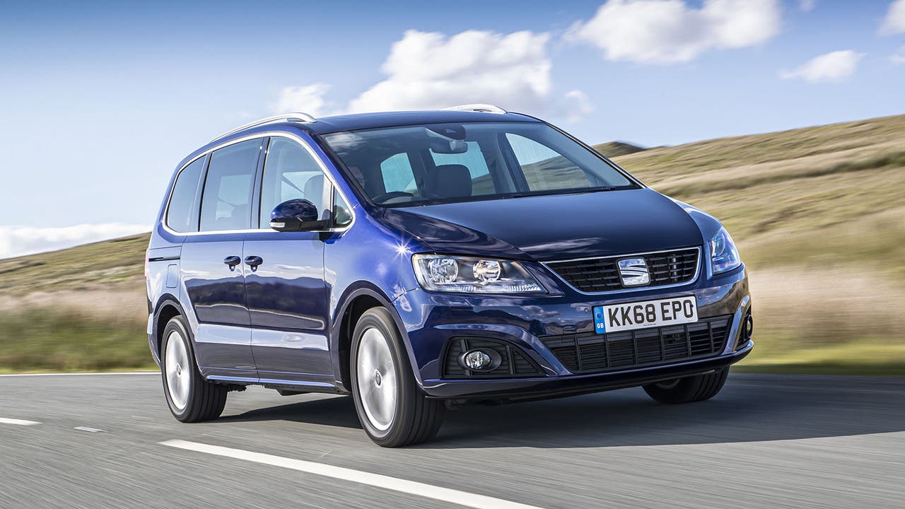 SEAT Alhambra in blue