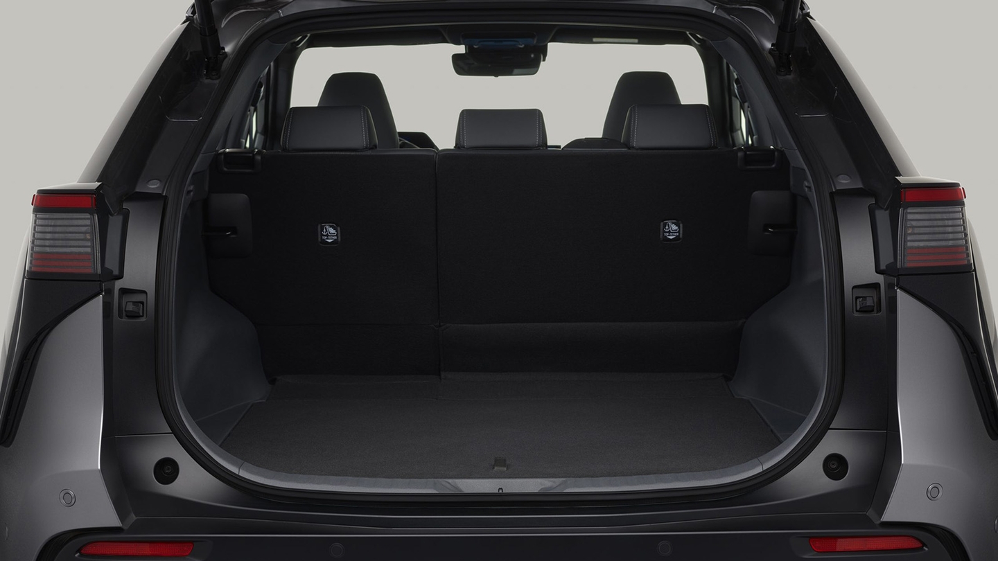 Toyota bZ4X review boot space