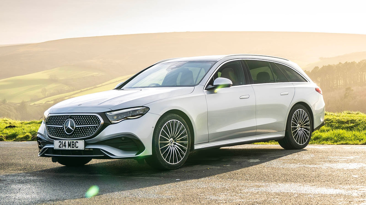Mercedes E-Class Estate in silver