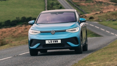 Volkswagen ID.5 driving front view