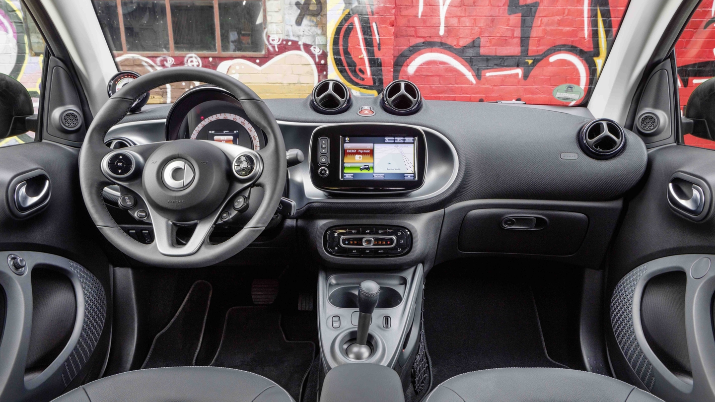 Smart EQ Fortwo interior