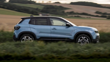 Jeep Avenger driving side view