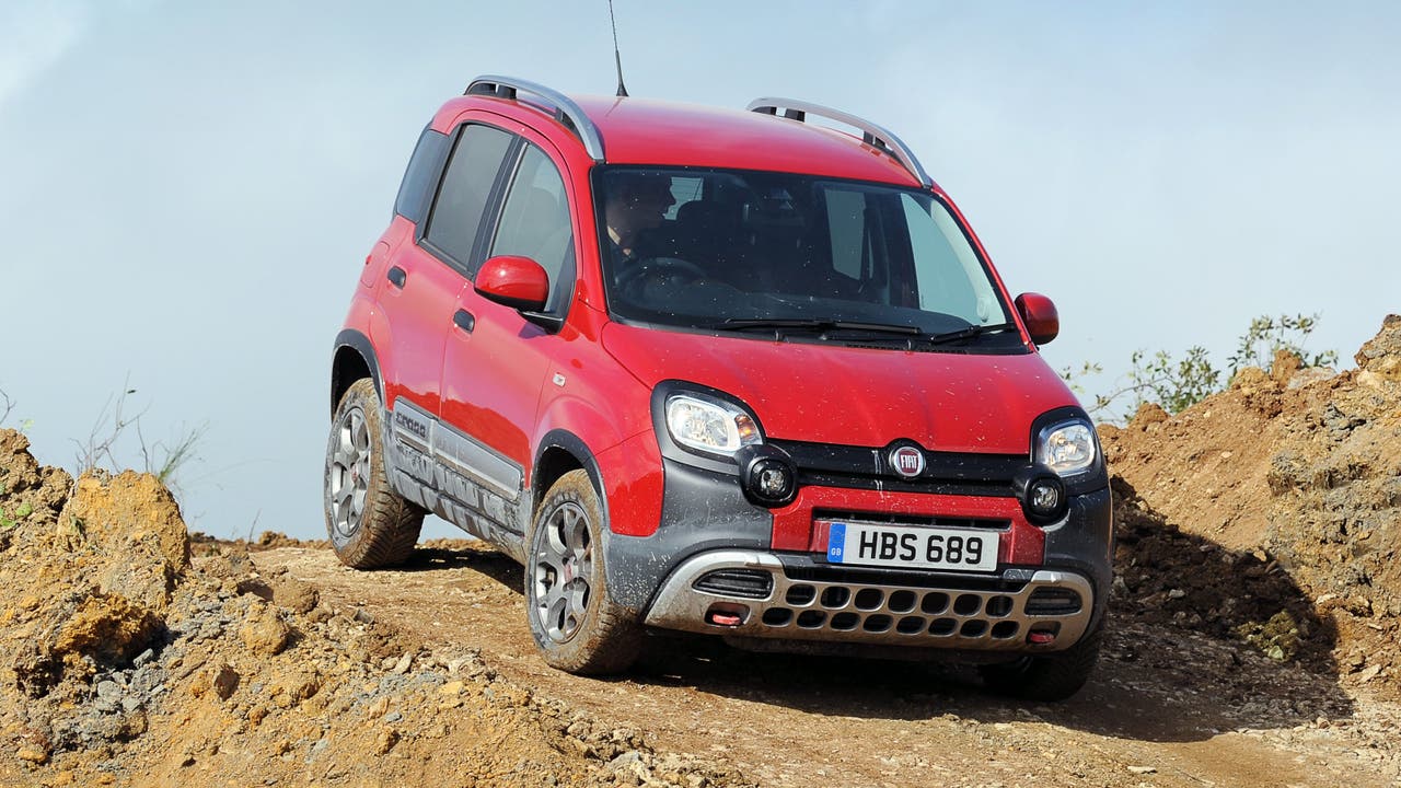 Fiat Panda Cross driving off-road