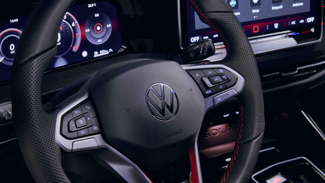 2024 VW Golf GTI interior