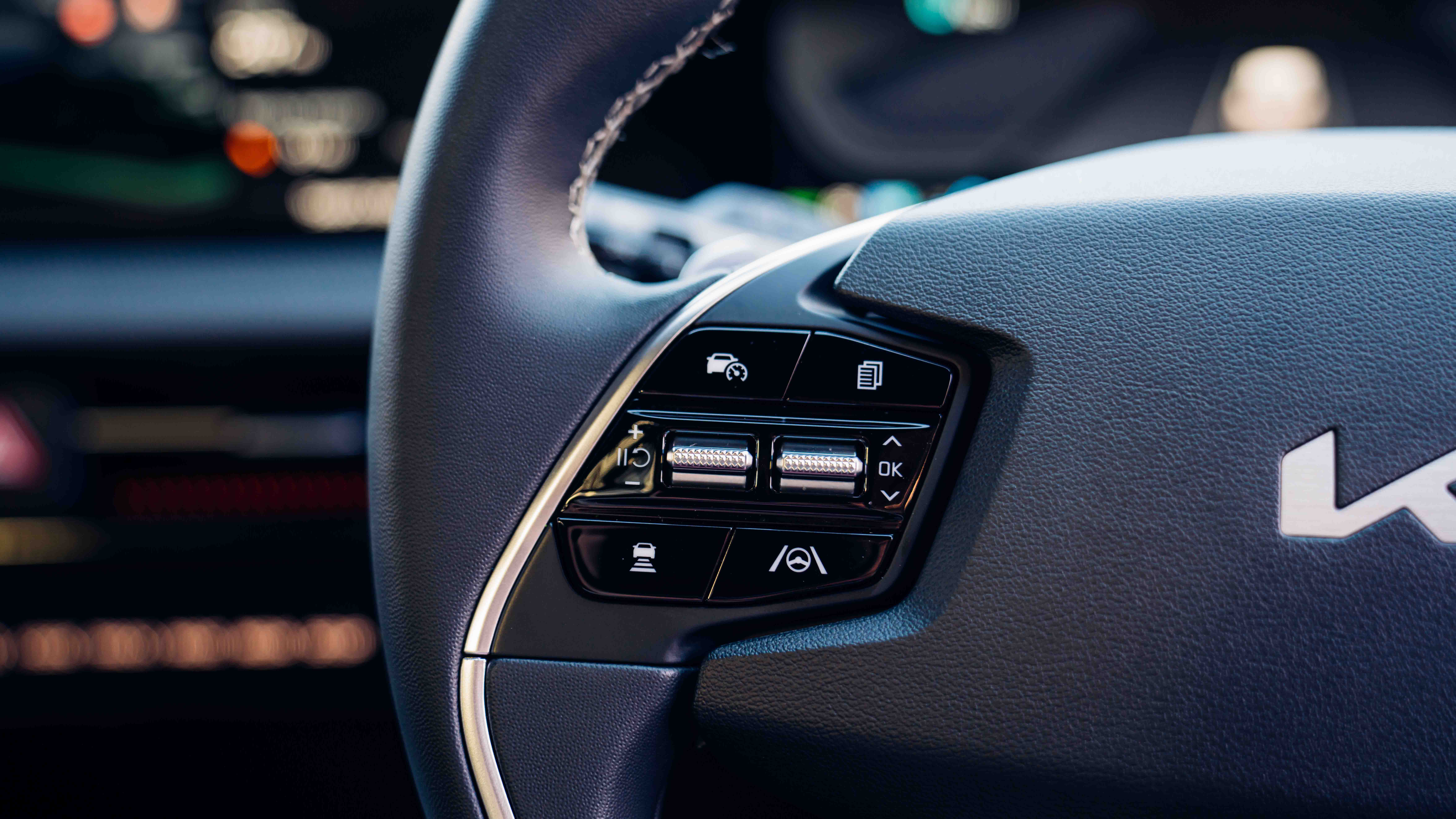 Kia EV6 steering wheel buttons