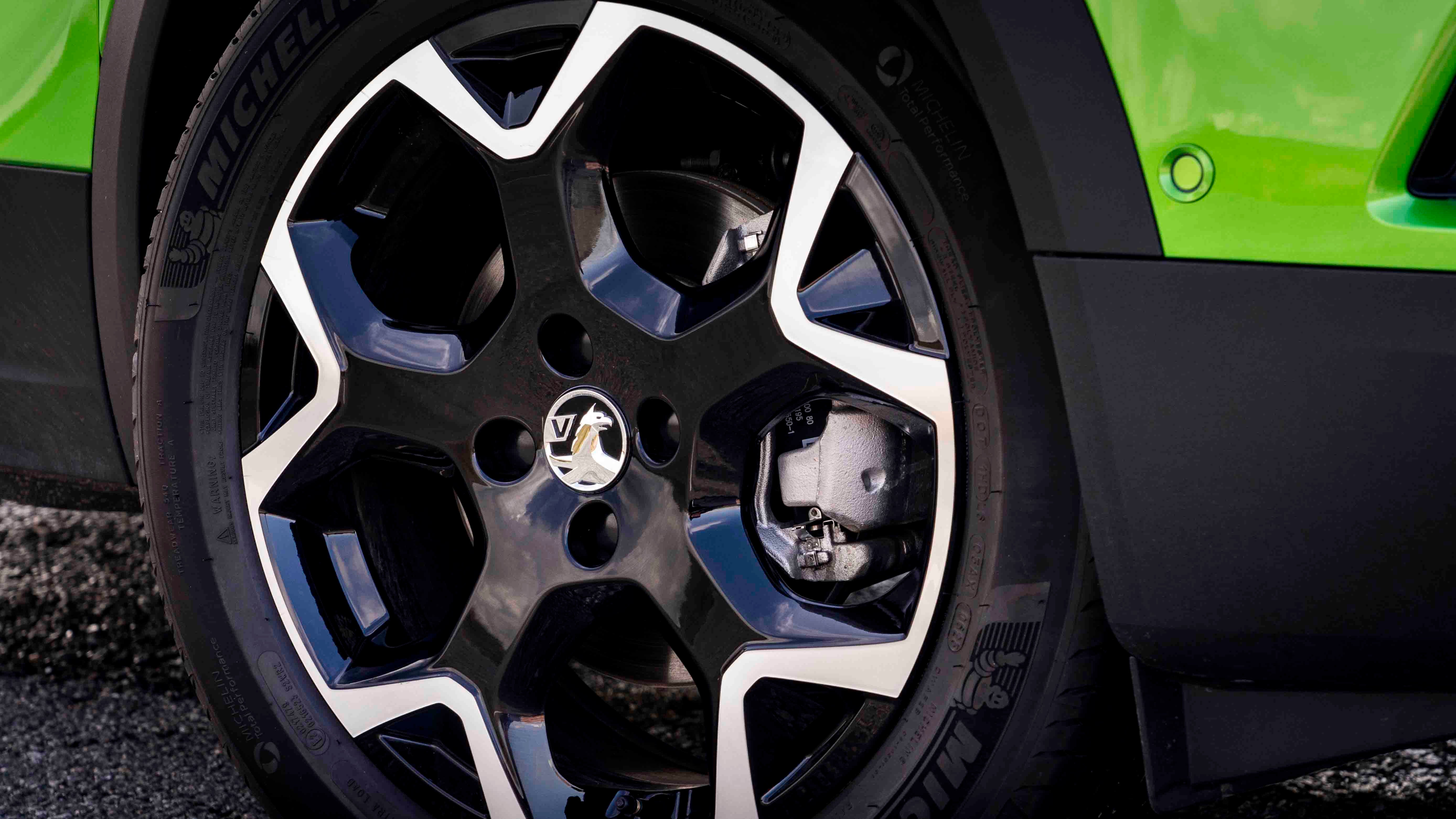 Vauxhall Mokka alloy wheel