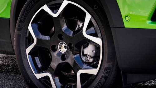 Vauxhall Mokka alloy wheel