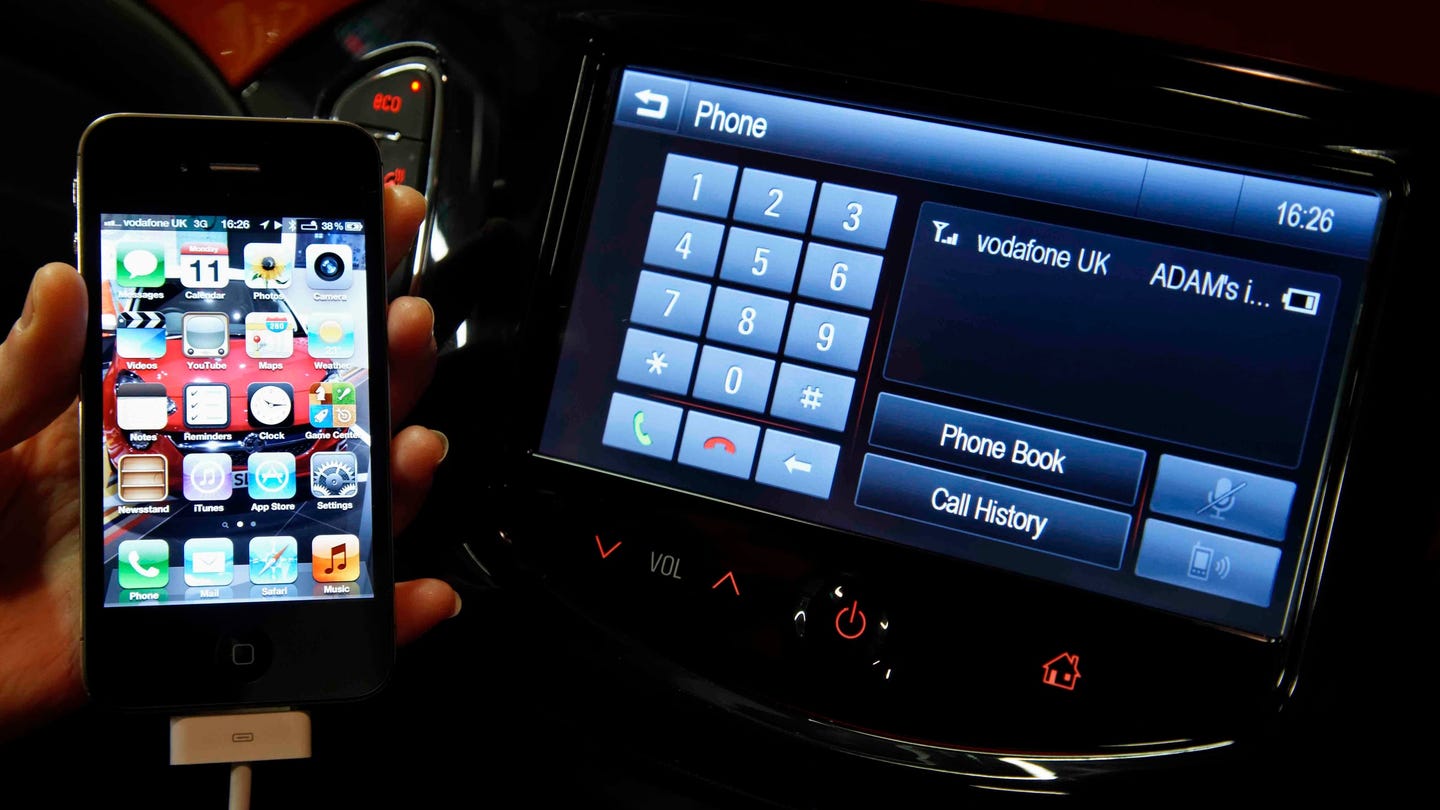 Vauxhall Adam phone connectivity