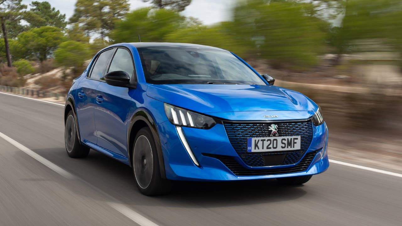 Peugeot 208 in blue