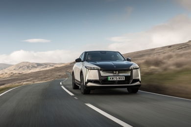 DS No8 front driving close