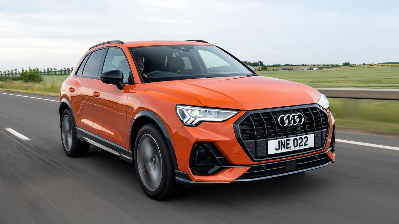 Audi Q3 in orange