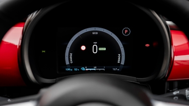 Fiat 600e driver's dials