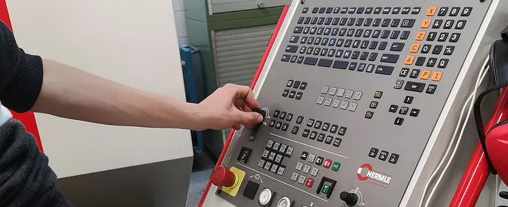 4. Klasse BFS Metall Praxis Maschinenbau 4. Klasse BFS Metall Praxis Maschinenbau