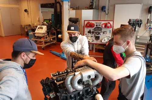 Motorreperatur Motorreperatur