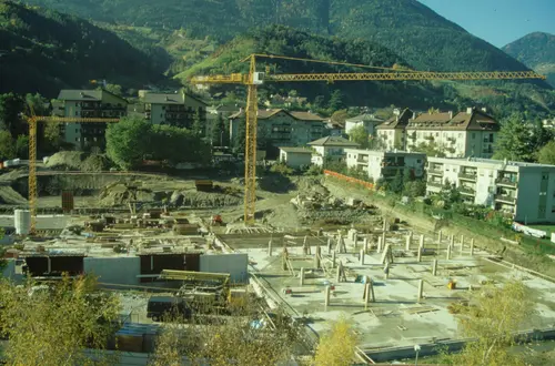 Erster Trakt Erdgeschoss Herbst 1999 Erster Trakt Erdgeschoss Herbst 1999