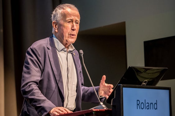 Eurac-Präsident Roland Psenner: Mit diesem Lehrgang gehen die Frauen voran. (Foto: Lukas Auer)